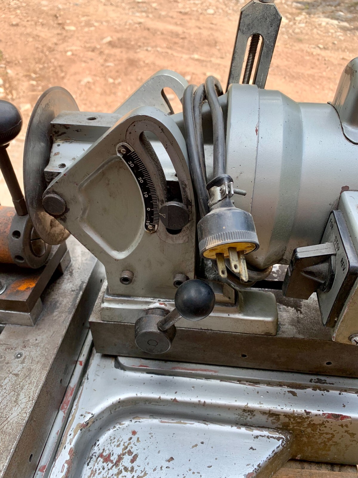 Cutter Master FCG-30 - Tool Grinder/ End Mill Sharpener