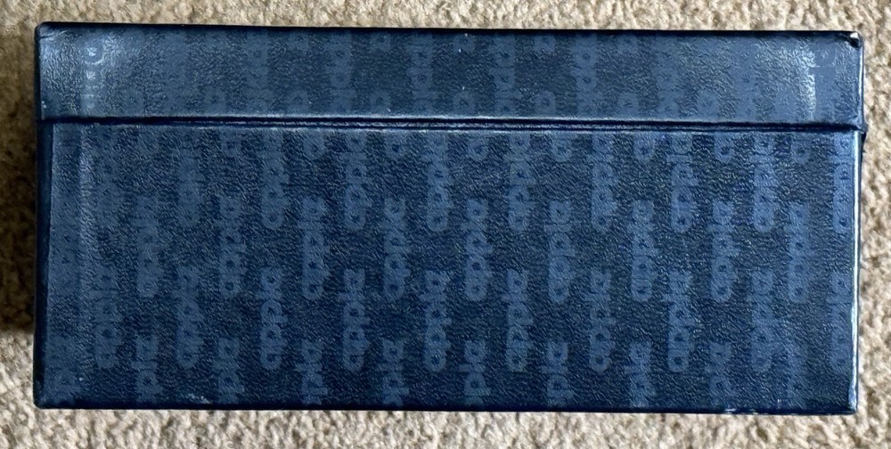 Empty box, originally contained Apple / / / (Apple 3) software and manual