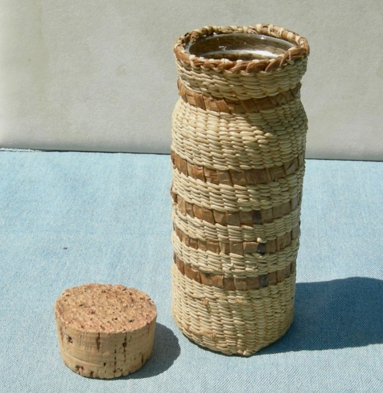 antique PACIFIC NW NATIVE AMERICAN NOOTKA, MAKAH HANDMADE BASKETRY GLASS JAR