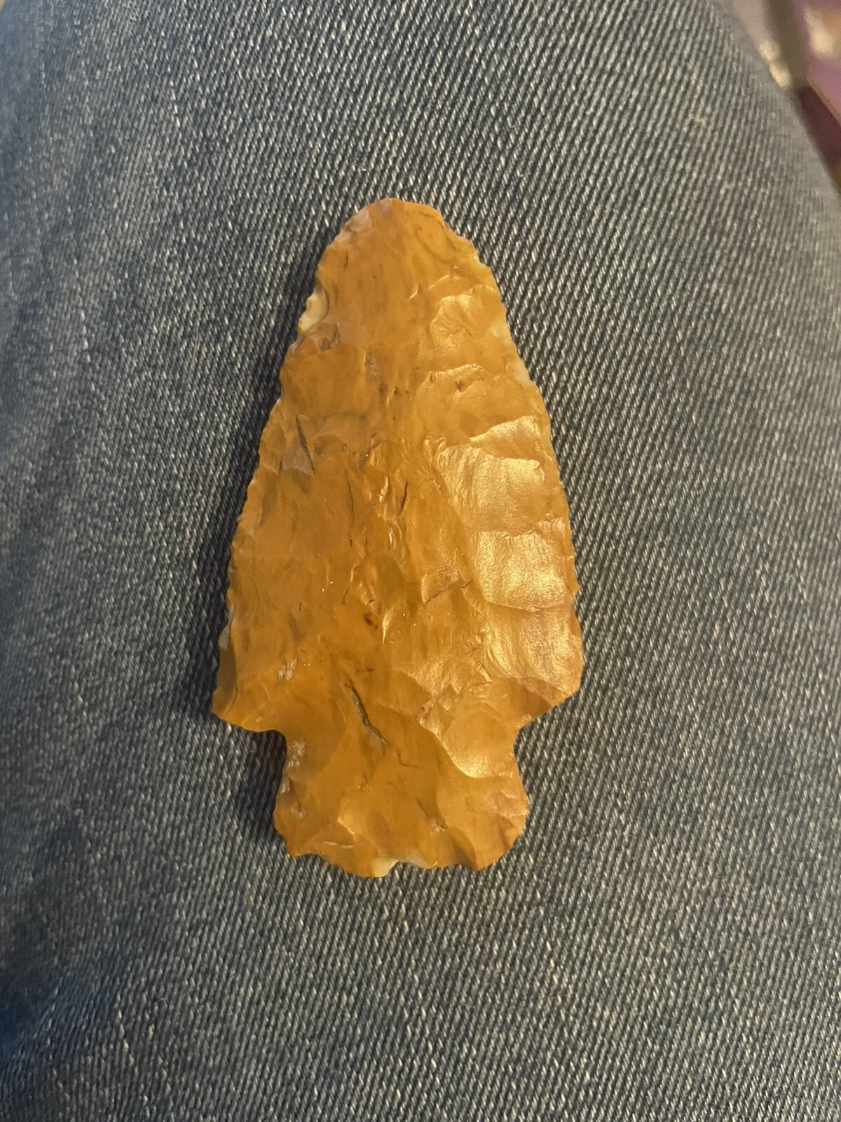 Authentic Native American Missouri Grand Point. 2 5/8. Gold/brown Creek Chert