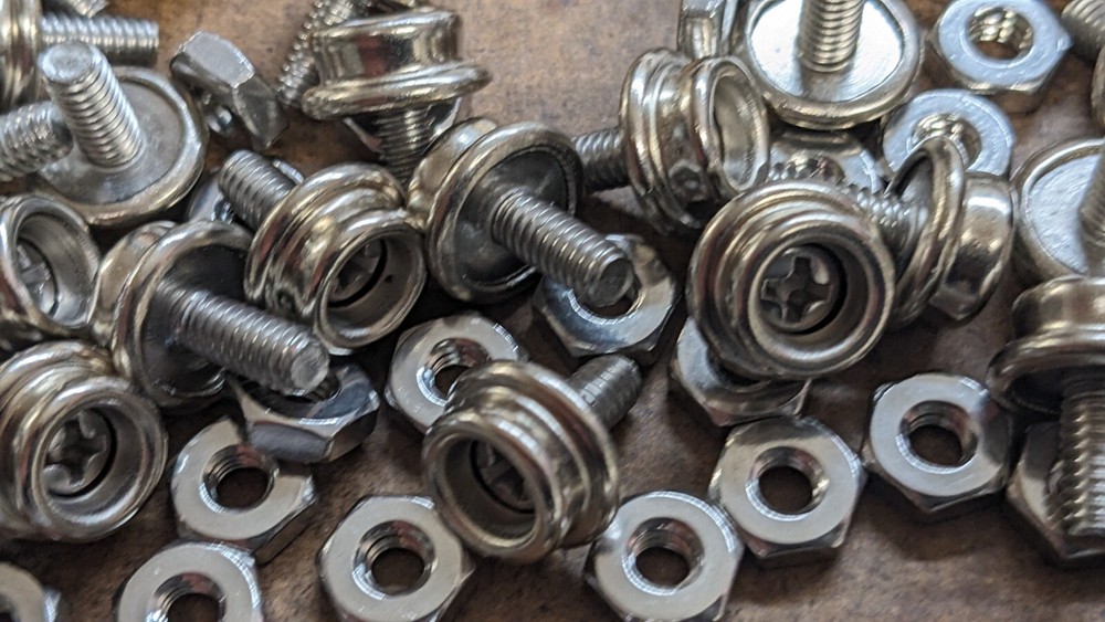 35 SNAPS CONVERTIBLE TOP, BOOT  3/8 STAINLESS MACHINE SCREW 8-32 with SS NUTS