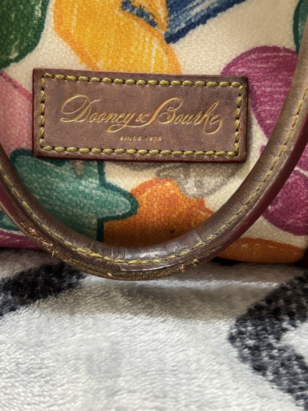 Dooney Bourke Wonder Duck Satchel please see all pics