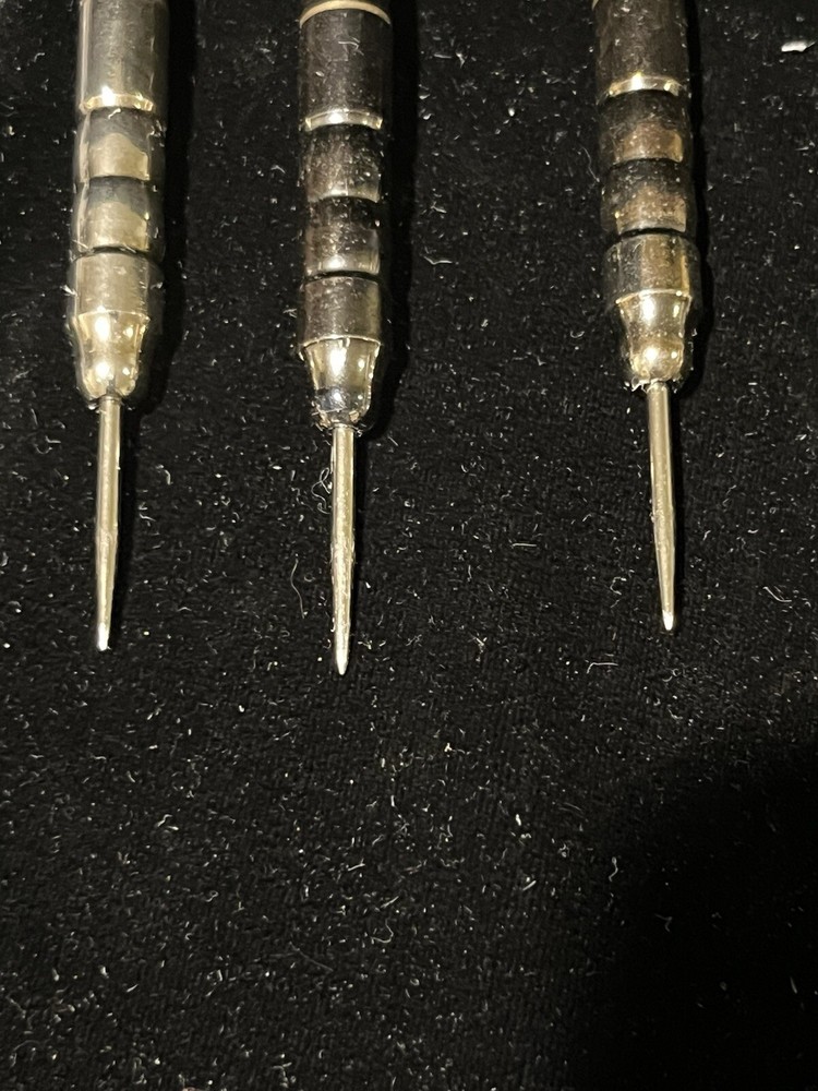 Halex Darts In Plastic Case