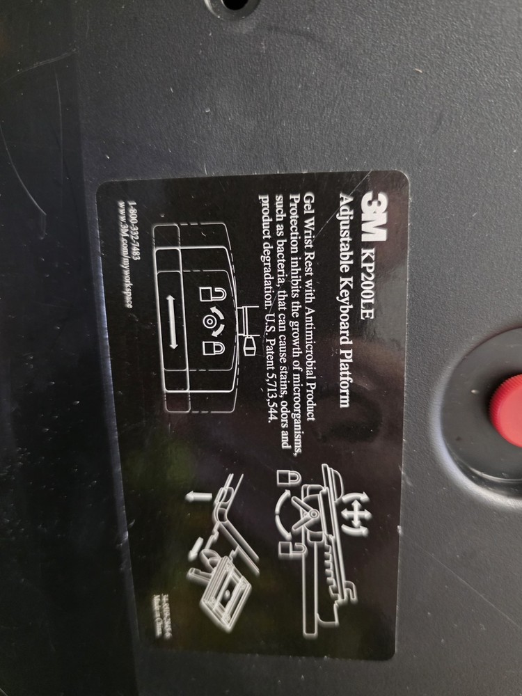 3M KP200LE Black Easy Adjustable Keyboard Platform