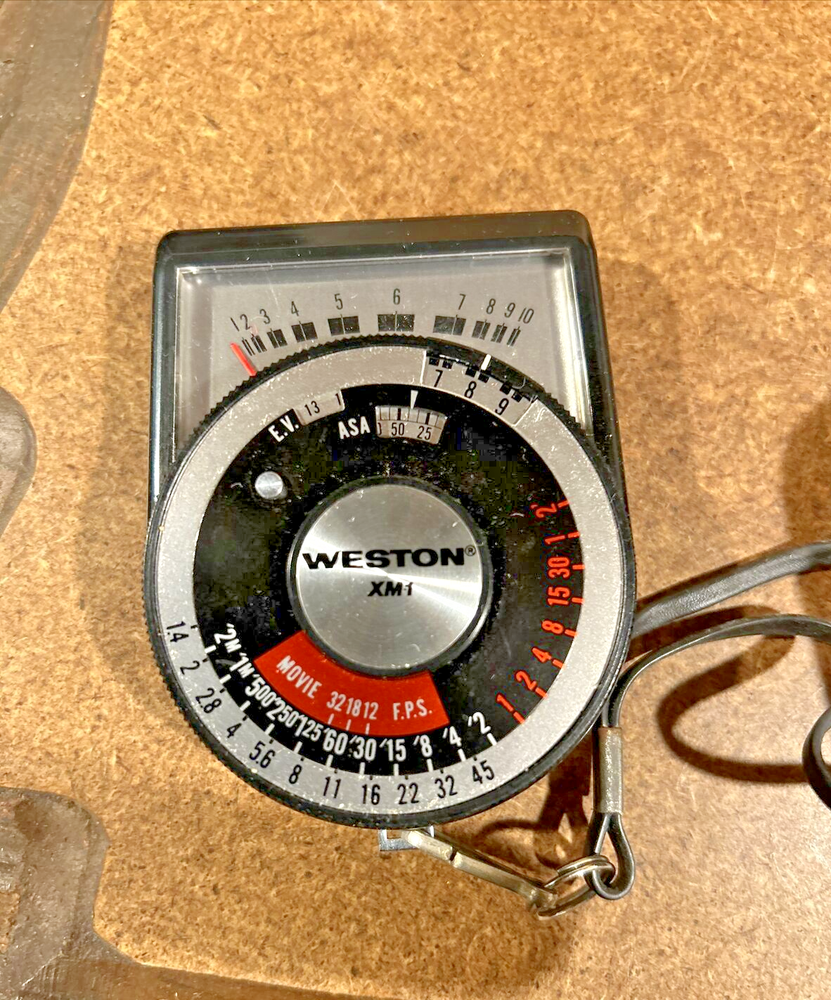 * Weston XM2 Model 550 Light Meter - Photography