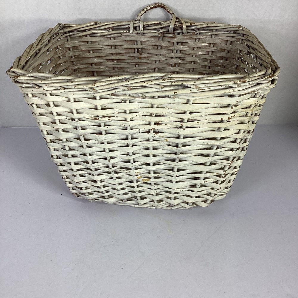 VTG Wicker Storage Container Front Handlebar Bicycle basket Needs Some Paint