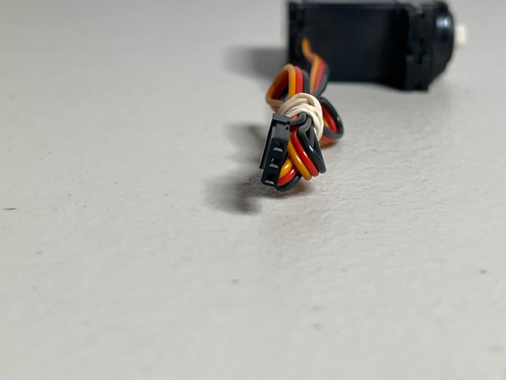 JR NES-L501 Standard Servo