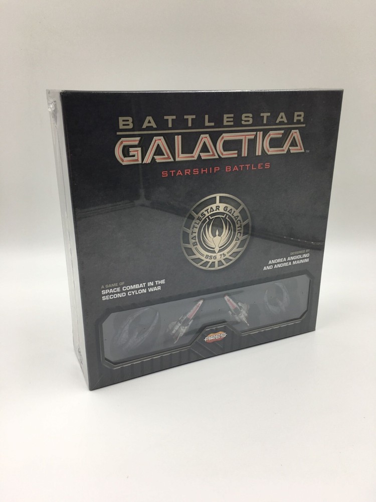 BattleStar Galactica Starship Battles - Starter Set