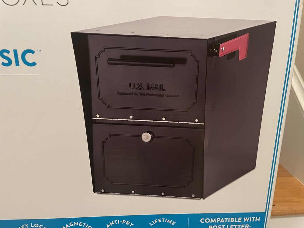 Architectural Mailboxes Oasis Classic Locking Post Mount Mailbox Satin Black