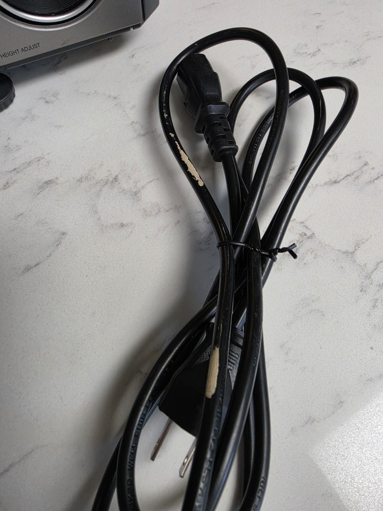 Sharp Projectors Model XR-30X