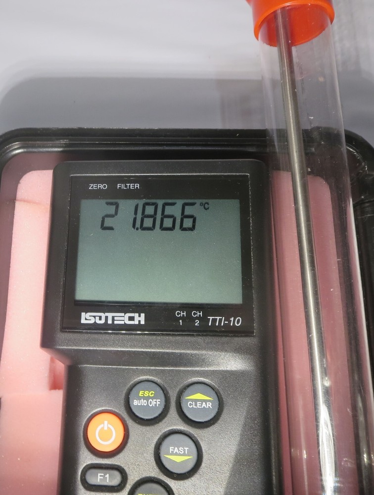 ISOTECH TTI-10, 2ch Precision Thermometer with one reference probe.
