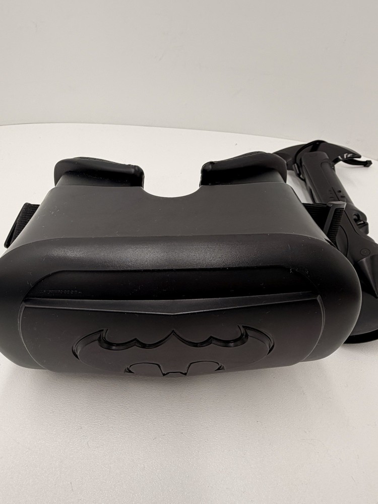 Batman VRSE VR Headset w Batarang Controller DC Smartphone VR System Set