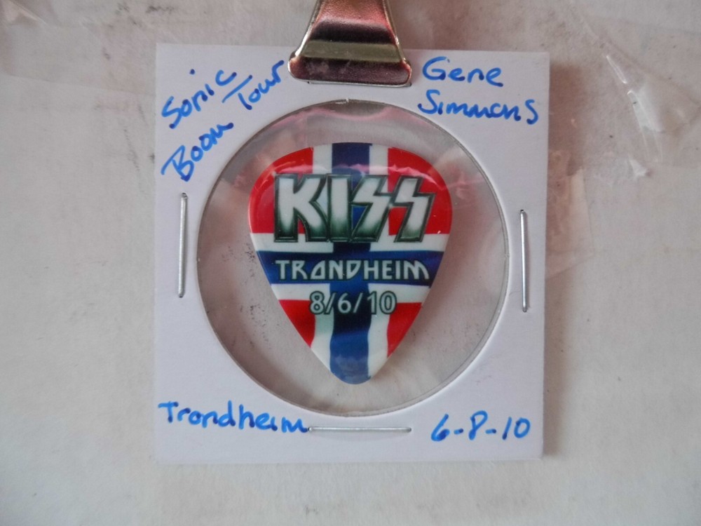KISS "GENE SIMMONS" TRANDHEIM 2010 GUITAR PICK~READ DESCRIPTION #10~17