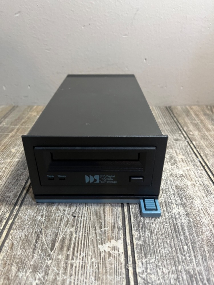 HP Single-Ended SCSI Device , Digital Data Storage - AS-IS- READ DESCRIPTION