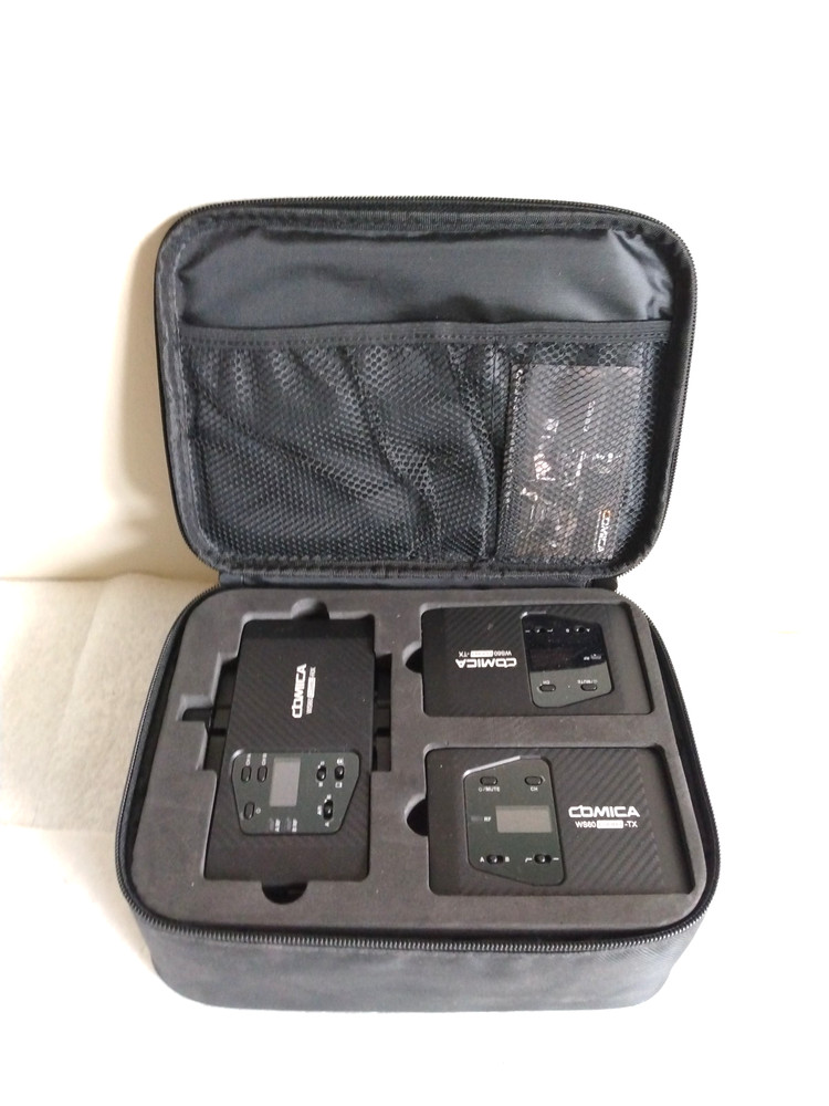 Comica Wireless Microphone CVM WS 60 Combo UHF 1 Trigger 2 + Case