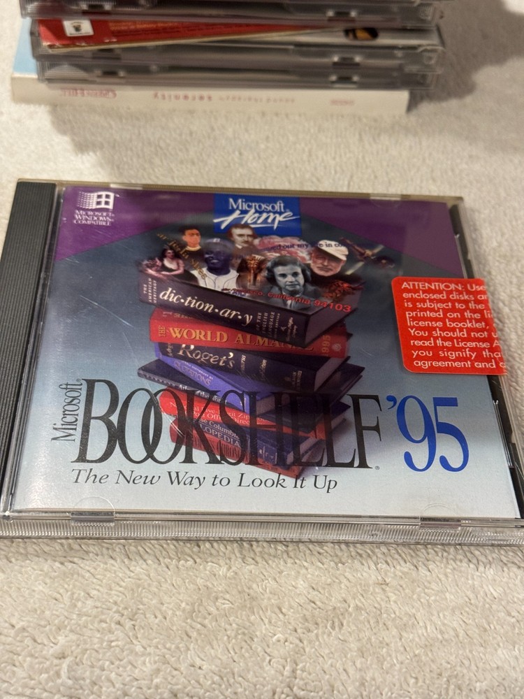 Microsoft Bookshelf 95 Multimedia Reference Library CD - GOOD CONDITION!!