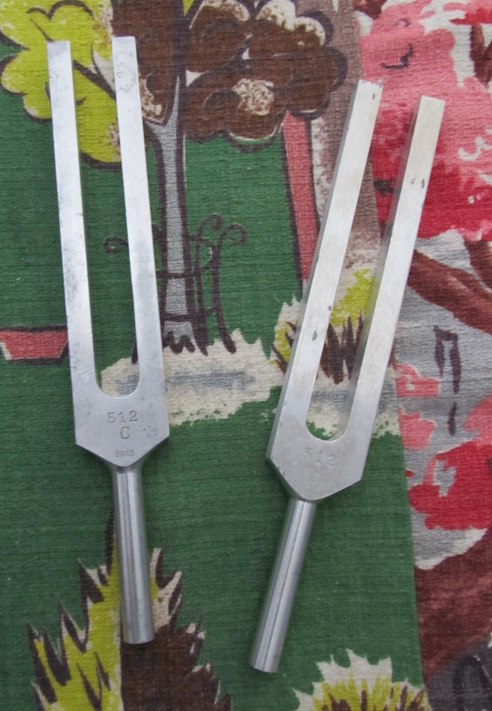 Vintage Misdom-Frank 512 C tuning fork