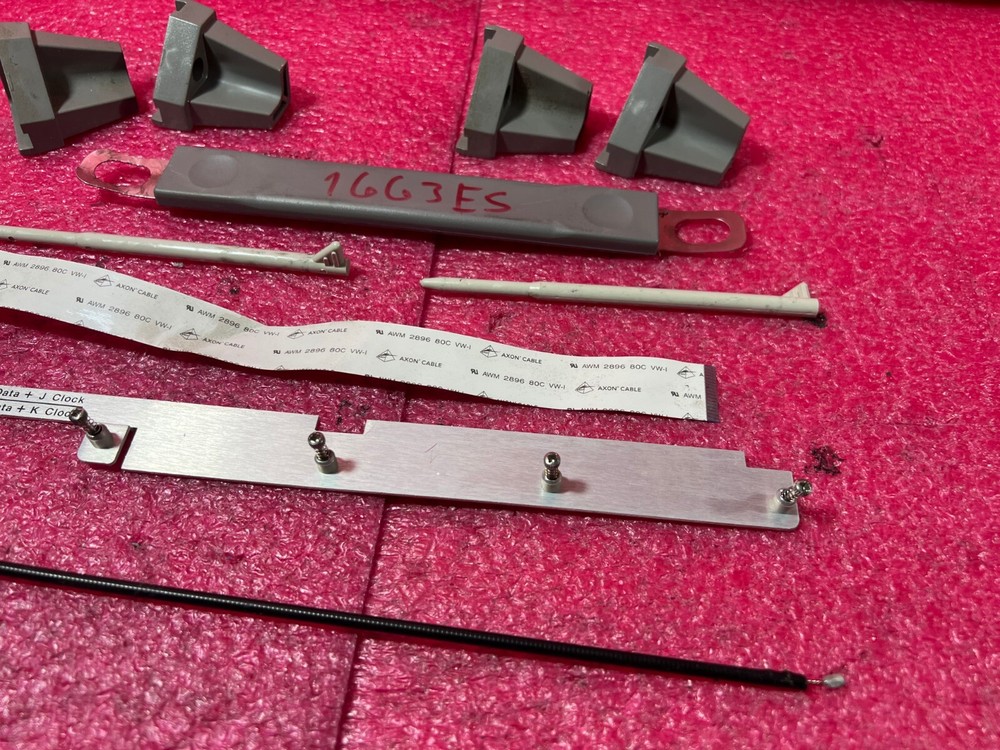 HP 1663ES LOGIC ANALYZER Accessories