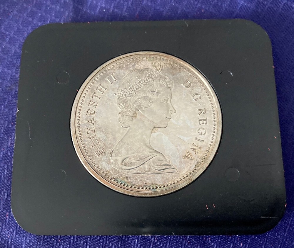 CD133 Canada 1972 Mint Coin Set Non Silver Dollar UNC