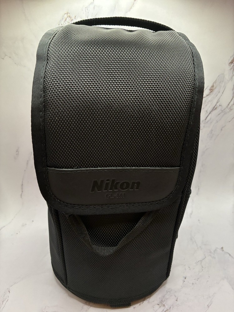 Nikon CL-M1 Semi Soft Lens Case