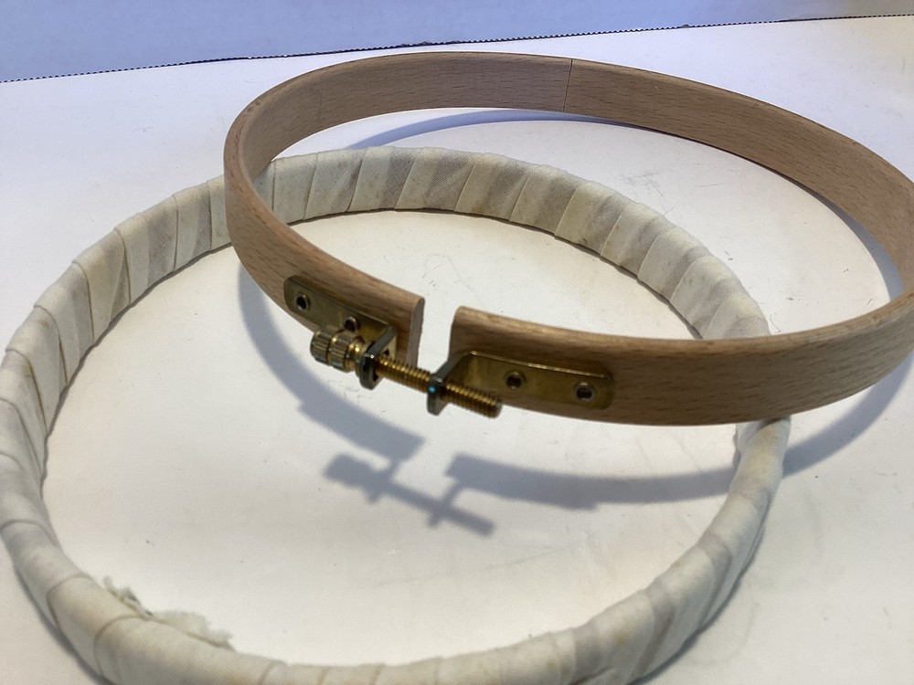 Nurge 6” Embroidery Hoop Flexi