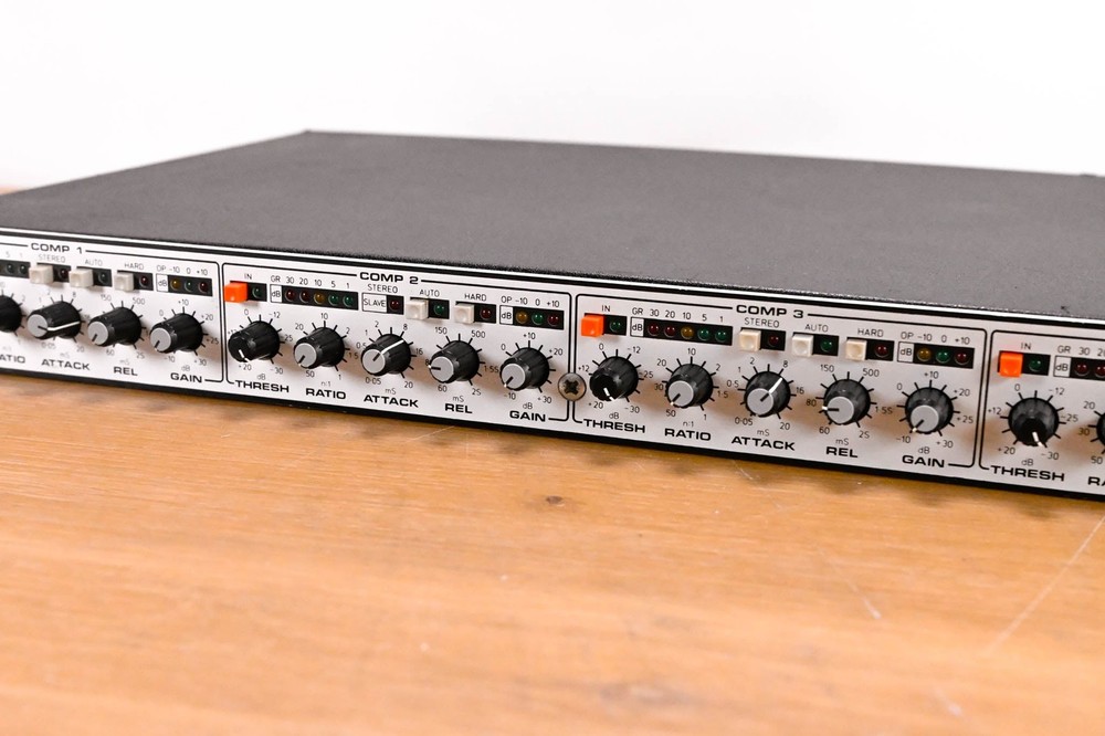 Klark Teknik DN504 Quad Compressor Limiter CG01XVX