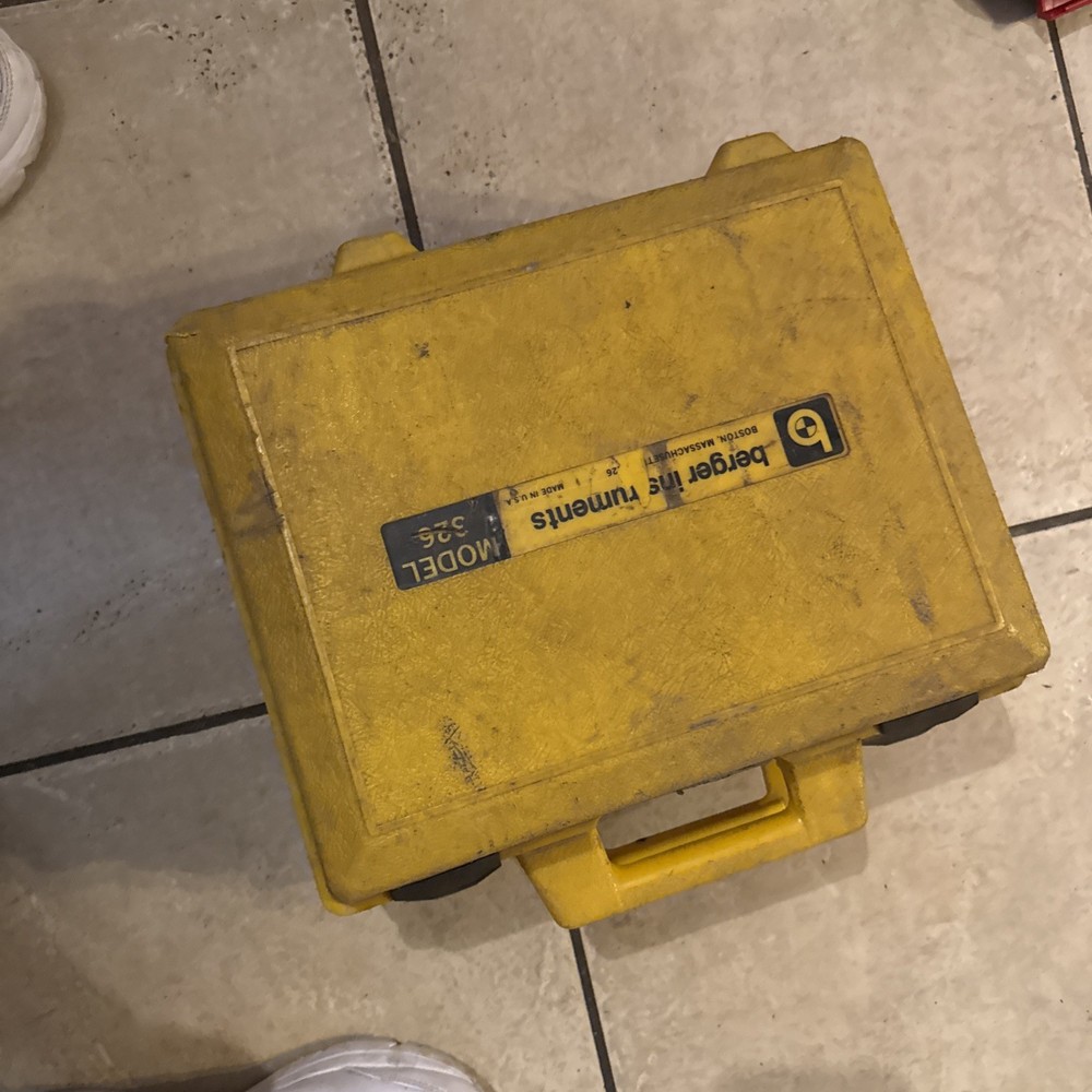 BERGER INSTRUMENTS MODEL 326 WITH STORAGE CASE