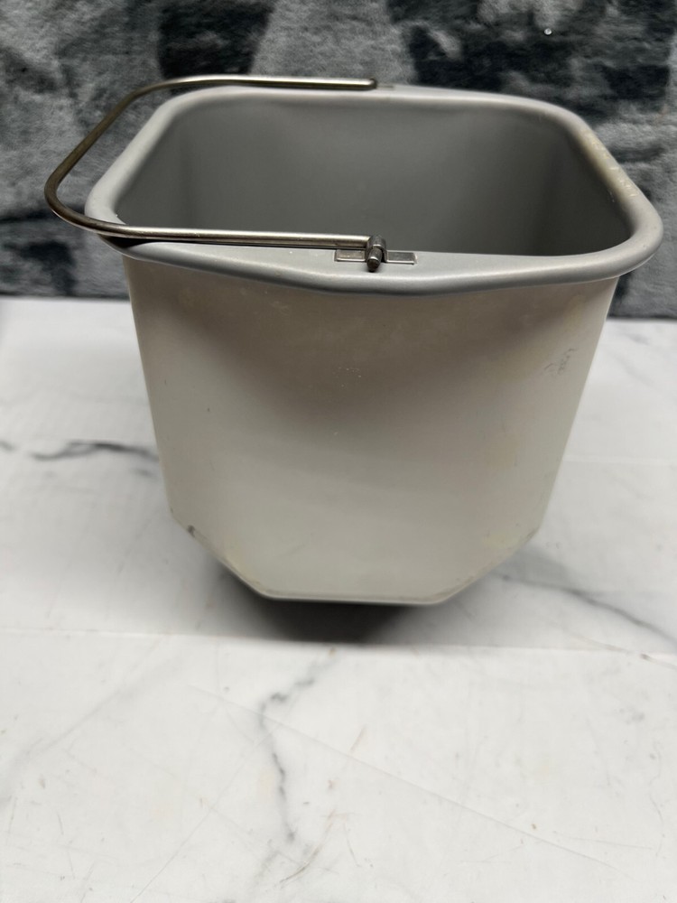 Breadman Countertop Bread Machine Pan For Model TR510 OEM Replacement Part EUC