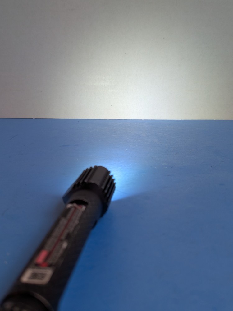 Black Gold Presentation Red Laser Pointer Pen Office Class Focus Dot Laser Point