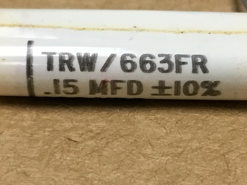 (1 PC)  TRW  663FR105491W  Dielectric Fixed Capacitor .15MFD 100VDC 10%