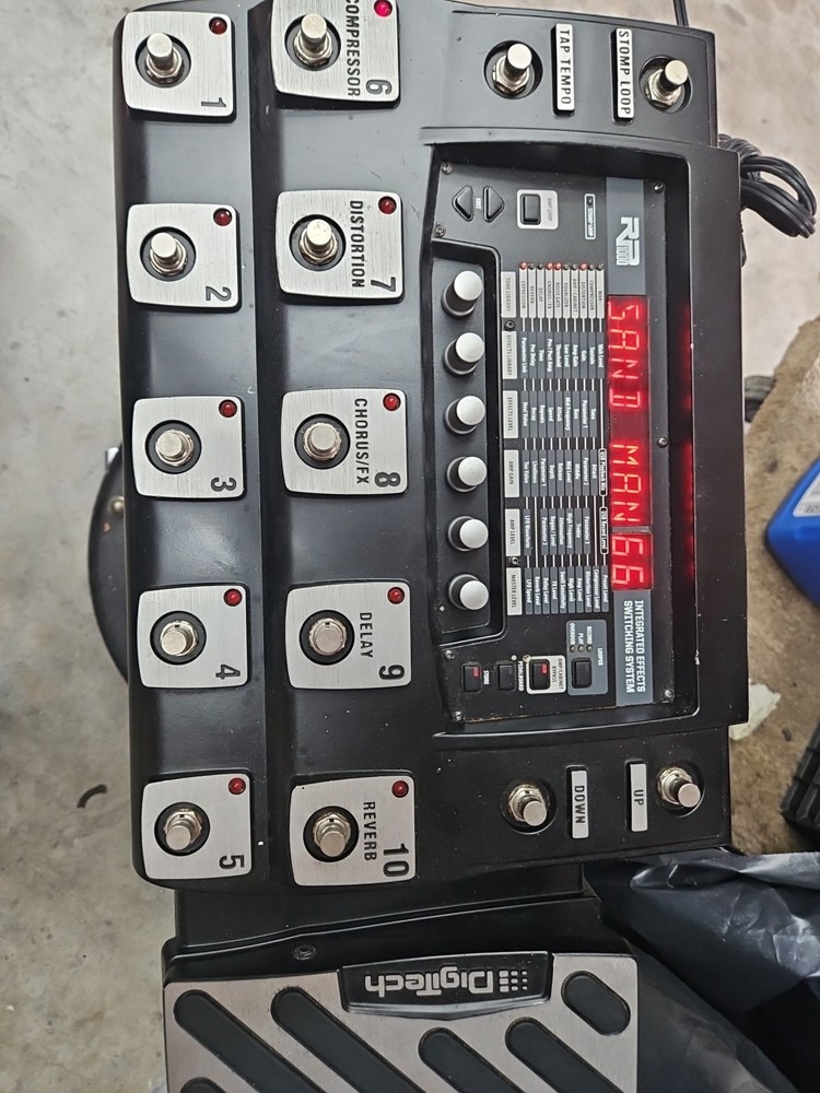 DigiTech RP1000 Multi-Effects Switching System Pedal Guitar Processor Looper