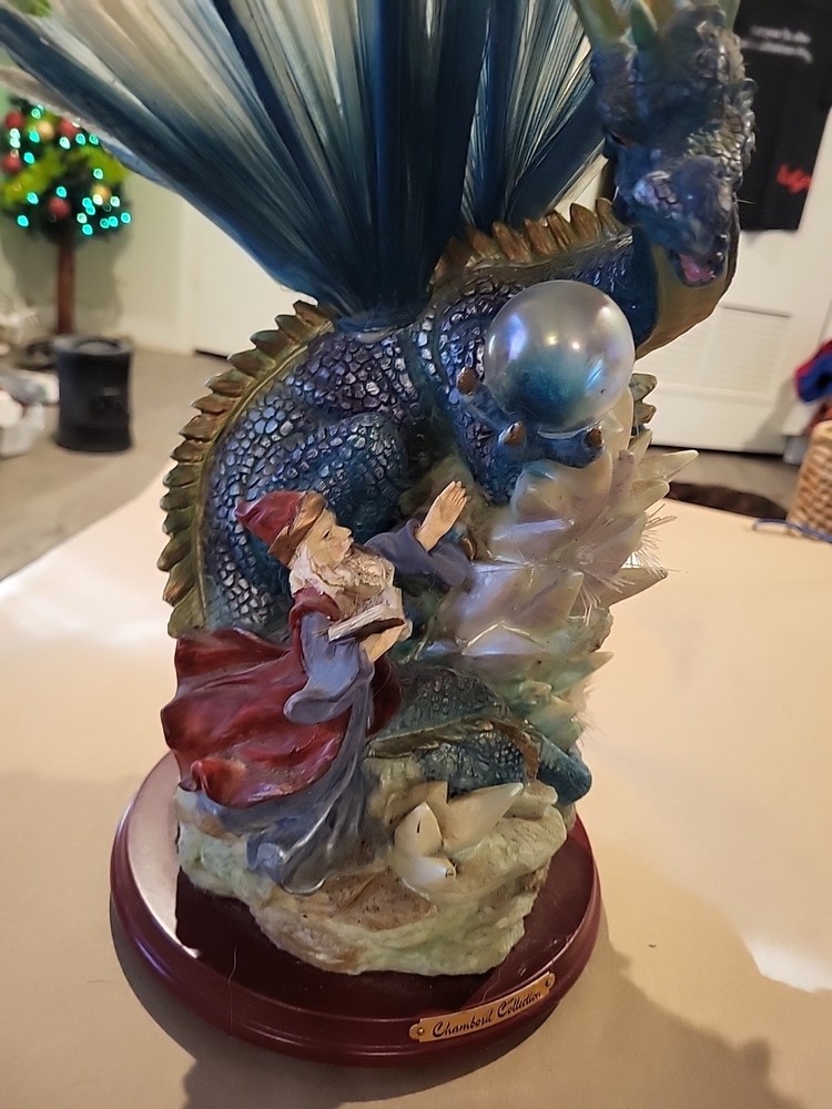 Chambord Collection Dragon Statue