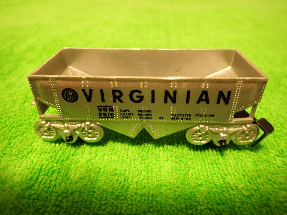 Virginian rail car silver, please READ