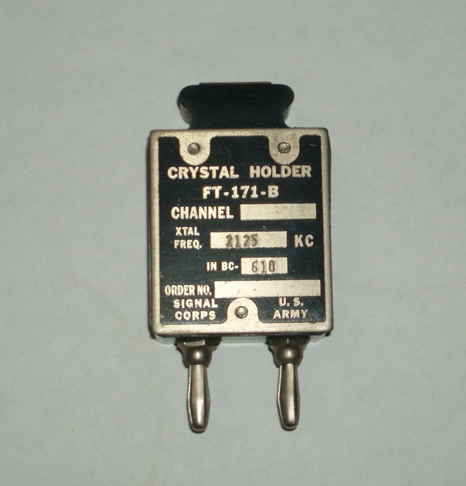 ONE crystal FT-171-B  2125 KC 2145 KC 2155 KC 2220 KC or 3202.5 KC