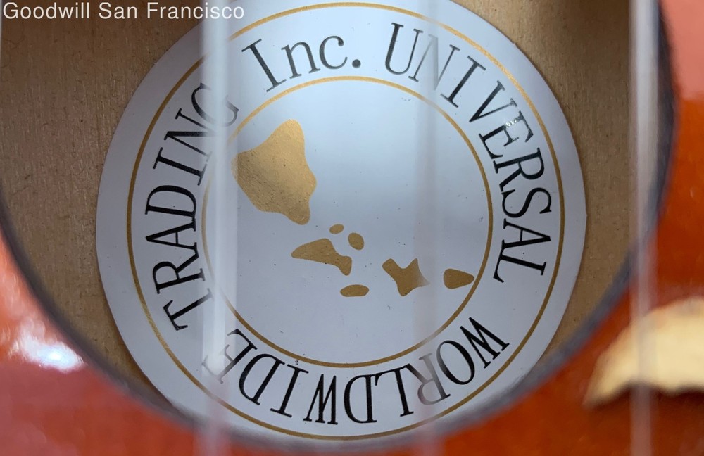 2 Universal Worldwide Trading Inc 4-String Soprano Ukuleles