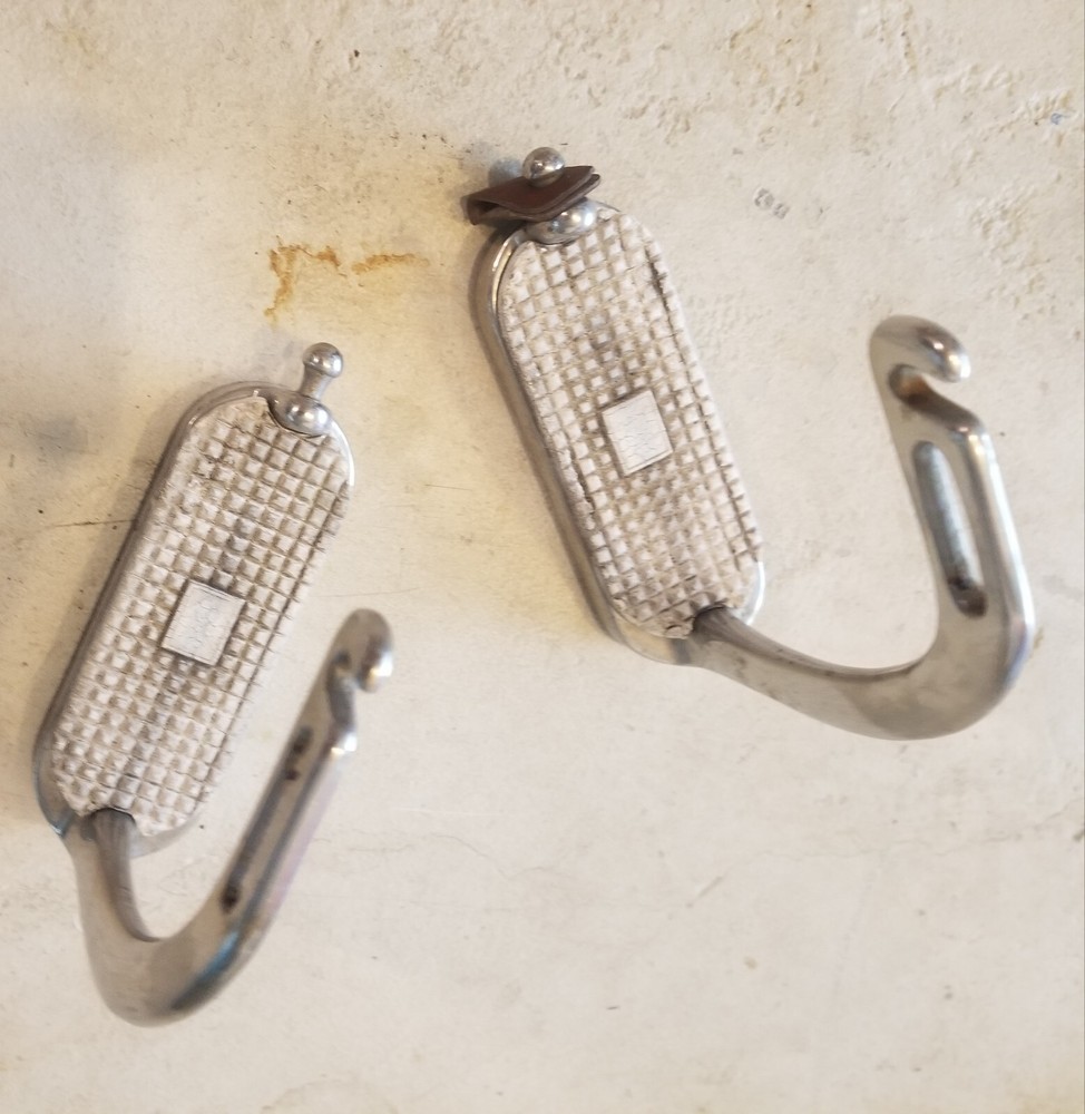 Stirrup Irons - SS Peacock Irons (Pair) - 4 3/4”