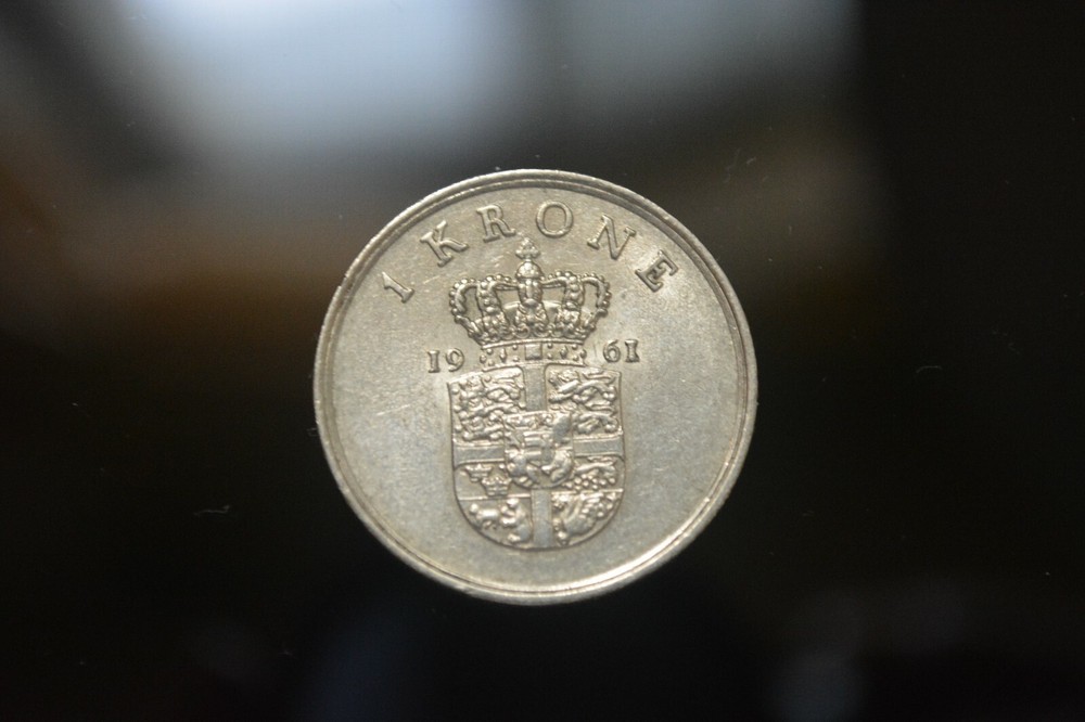 1961 Denmark 1 Krone Coin.