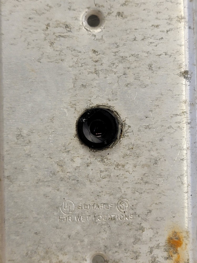 (2) KT&C KPC-S500 Camera