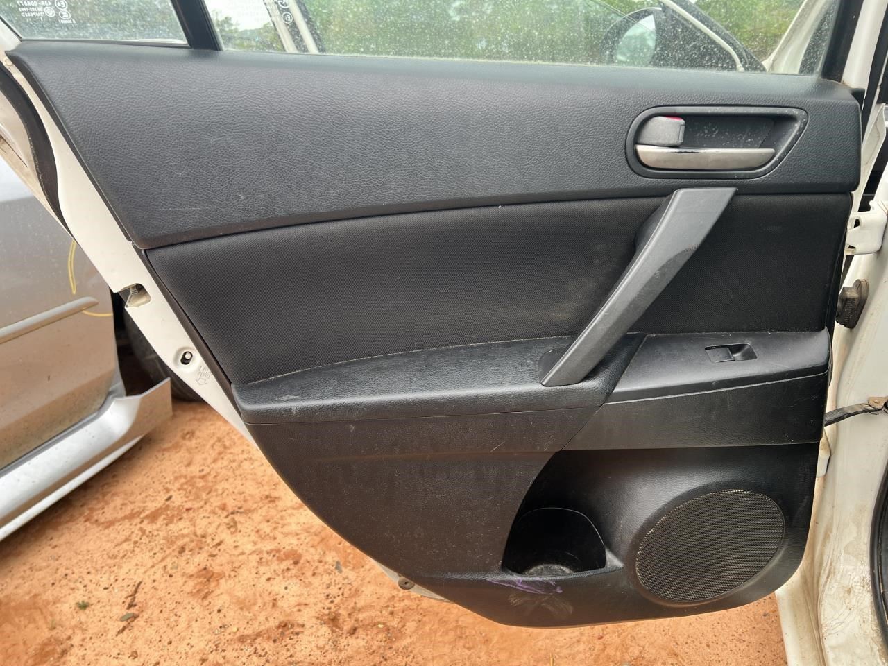 MAZDA 3 2012 Fuse Box Cabin 104831471