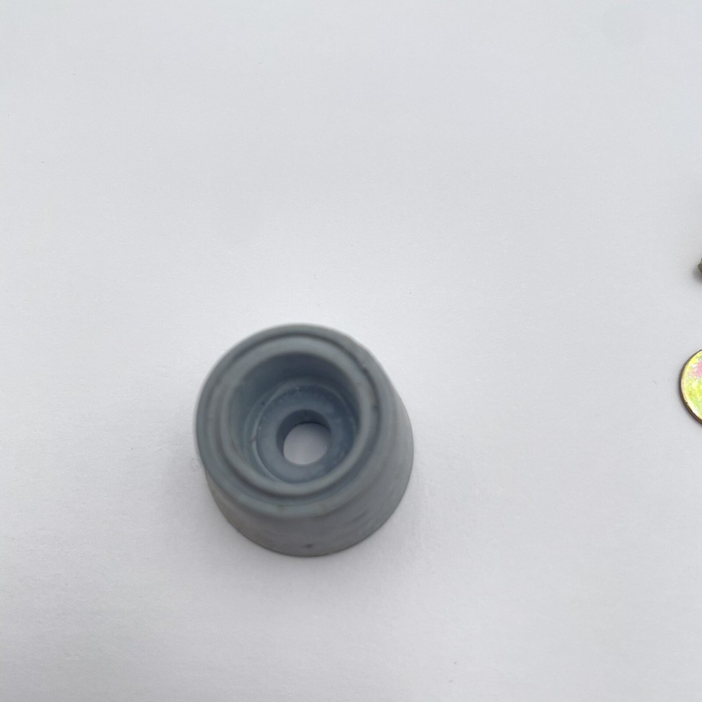 Toastmaster bread maker machine Replacement Part: Foot & Screws for Model 1185