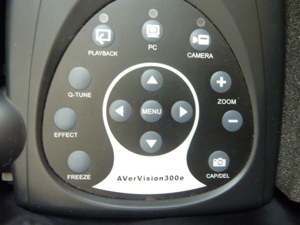AVERMEDIA AVERVISION 300E DIGITAL DOCUMENT CAMERA