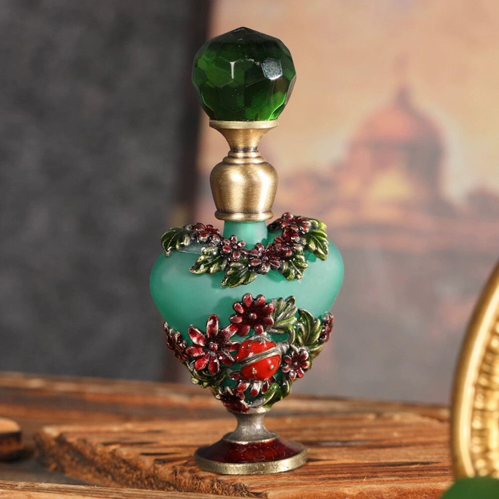 5ml Heart Shape Bottle Refillable Container Storage Repackaging Perfume Sample