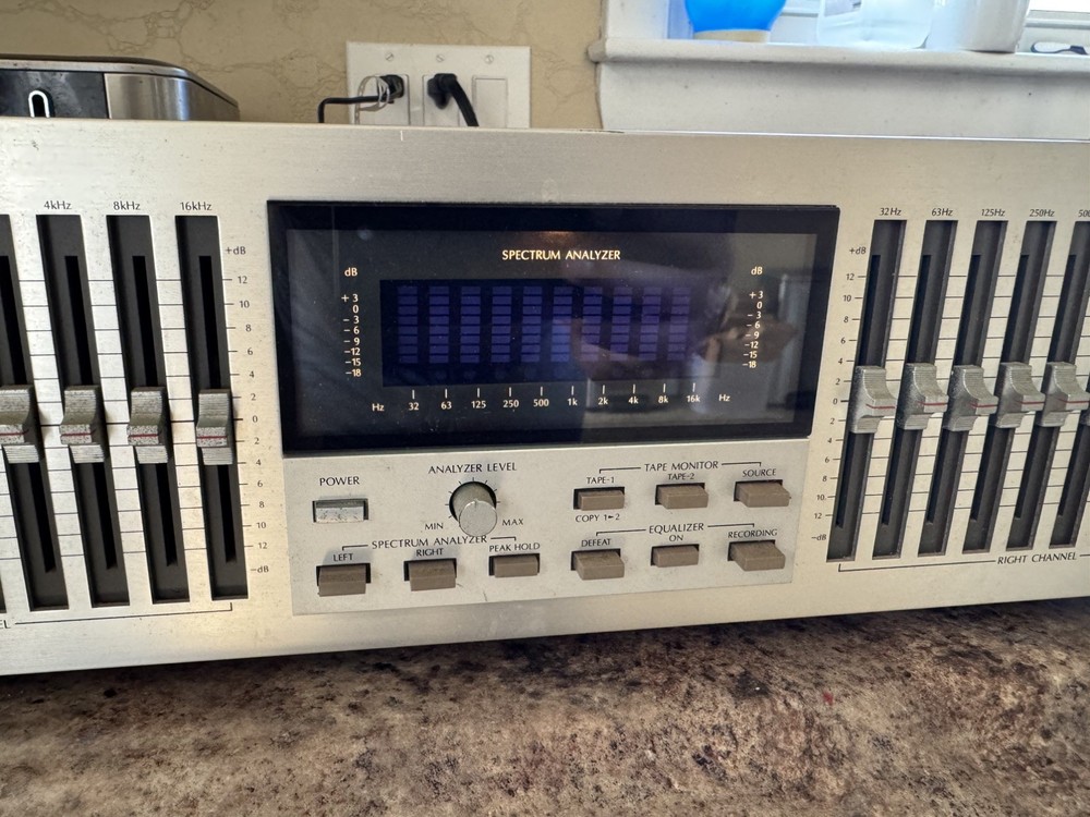 Sansui Se-8