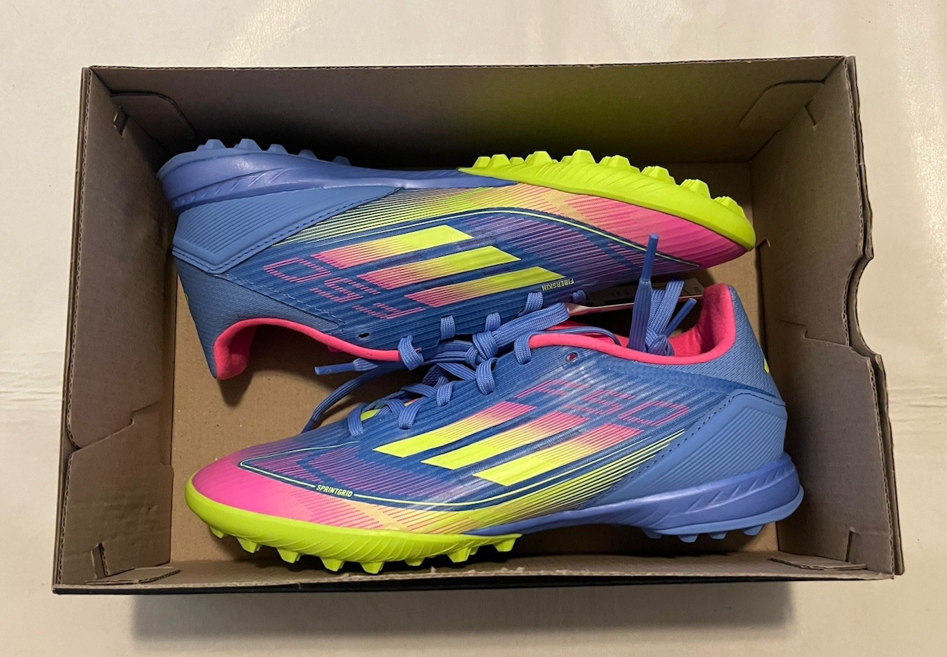 adidas F50 LEAGUE TURF BLUE FUSION LUCID LEMON LUCID PINK SIZE 5 MEN IE1230 NEW