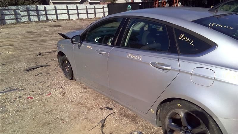 FUSION 2013 High Mounted Stop Light 1044673621