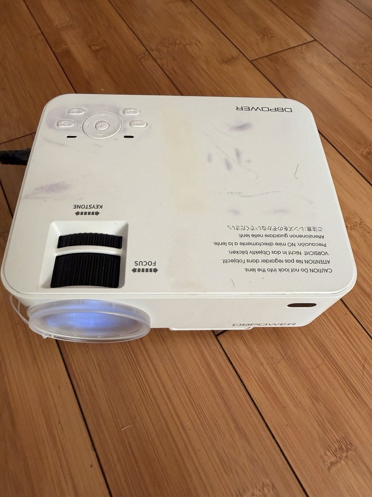 DBPOWER Mini Projector T20 w/ Remote, Case, HDMI – Tested Working