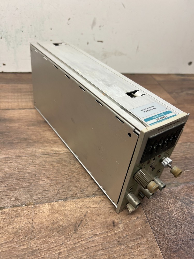 Tektronix DD 501 Digital Delay Plug-in
