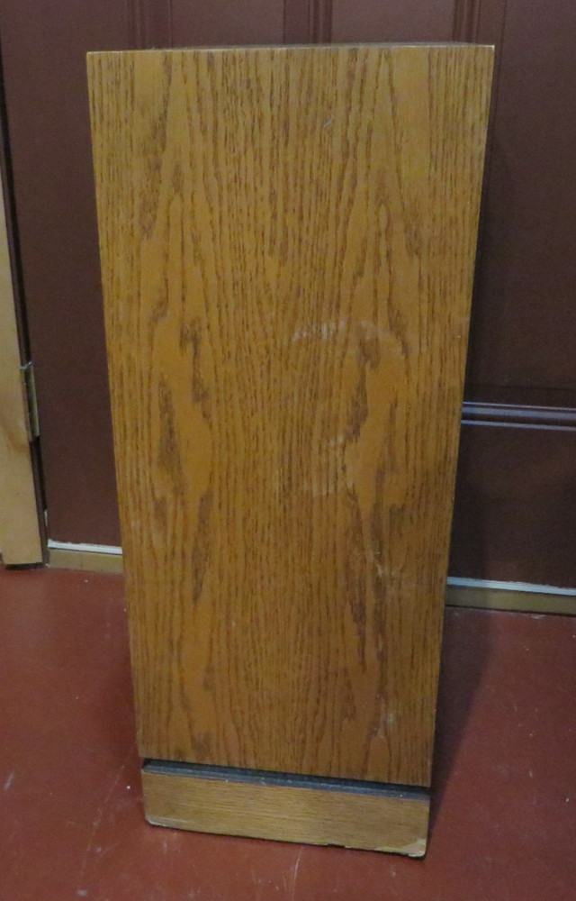 KLIPSCH KG4 Empty Speaker Cabinet - AS PICTURED -SEE PICS!!