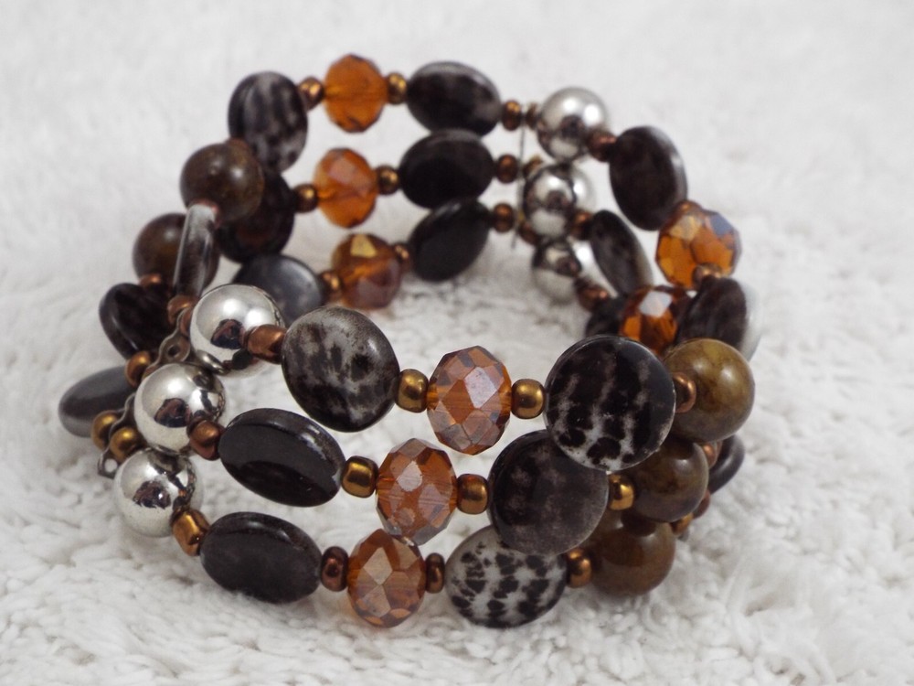 Silvertone Brown Bead Stretch Bracelet (A50)