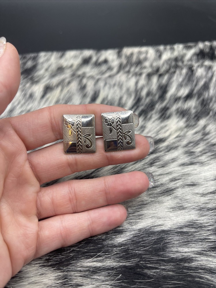 Stunning Silvertone Vintage Cuff Links #Q32
